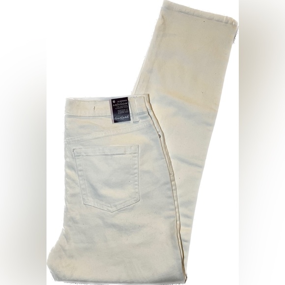 Gloria Vanderbilt Denim - NWT White Jeans Gloria Vanderbilt Size 10 Average, Amanda Original Slimming Jean